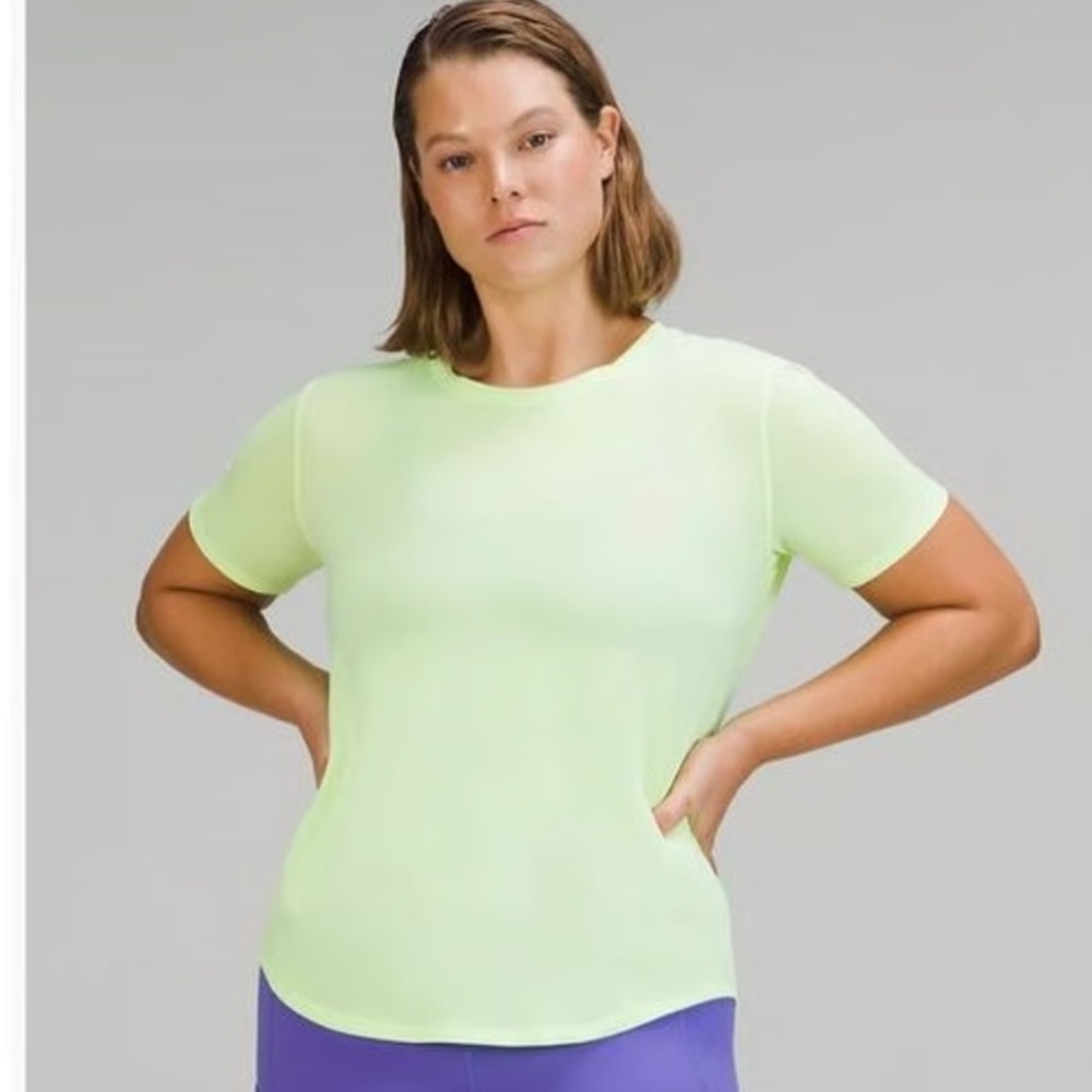 Lululemon High Neck Running and Training T-Shirt Size 14